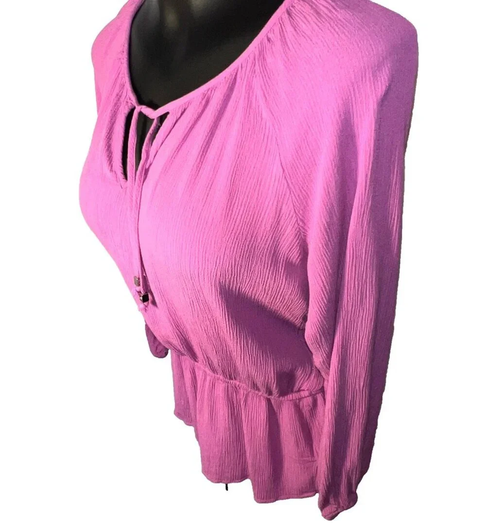 Michael Kors - Blouse Women's Size 6 Pink Rippled Keyhole Neck Ruffle Band Waist